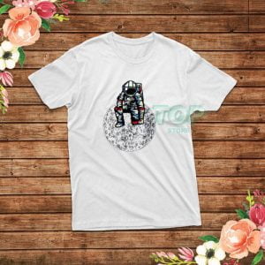 Astronaut Planet Space T-Shirt